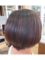 マニス(manis)&nbsp;白髪染めにハイライトダークブラウンサラツヤ髪立体感