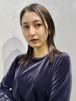 メイカ(MEIKA)&nbsp;”艶々ストレート×オリーブベージュ” なかもと はな