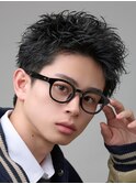 メンズカット無造作黒髪スパイキーショート刈り上げビジネス流行