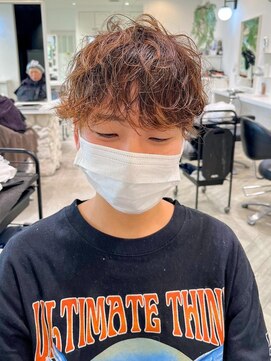 リリー バイ エーケー(Lily By Ak) ショートパーマ