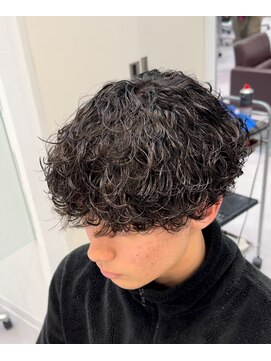 オーシャントーキョー 仙台(OCEAN TOKYO) 細かめ波巻きスパイラルミックス刈り上げツーブロック