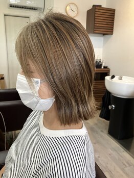 ワンダー(Wander)の写真/【阪急伊丹駅徒歩2分】暗くなりがちな白髪染めも《Wander》なら、おしゃれに仕上げます！[ヘナ/縮毛矯正]