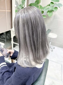 デイズ(days) ホワイトシルバーインナーカラー