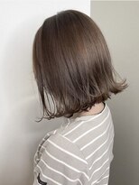 リタ 枚方(Rita)&nbsp;春カラー◎大人ガーリー切りっぱなしボブ◎艶髪ミディ