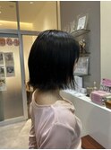 ぱつっと外はねボブ