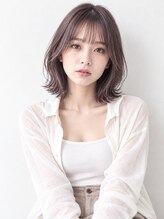 ソルナ 西宮(SOLUNA) 暗めラベンダーベージュの大人かわいいボブ