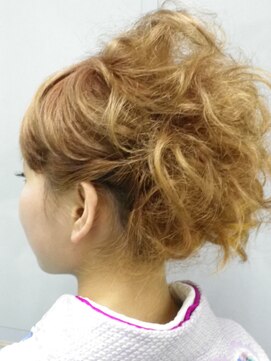 美容室 シェリオン 誰にでも似合う、大人可愛いヘアスタイル☆