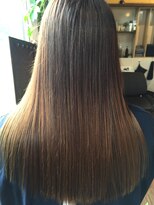 カシュカシュヘア(Cache-Cache hair)&nbsp;１色でカラーリングは無理！手を抜いちゃだめよ