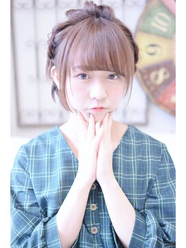 メイズ(MAZE) 【メイズ東中野・鍛原志行】ショートヘアの編み込みアレンジ