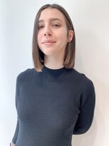 アッシュ 祐天寺店(Ash) 外国人風前下がりセンターパートワンレングスボブ