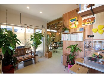 cut＆shave caravan　【カットアンドシェイブ　キャラバン】