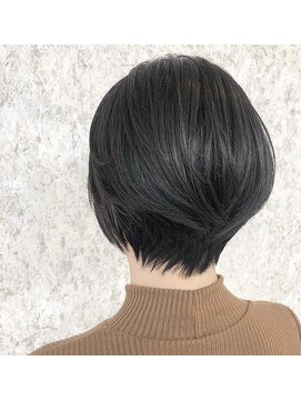 ノア ヘアデザイン 町田店(noa Hair Design) 丸みとくびれ大人のメリハリショート