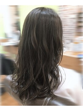 プレイフル(PLAYFUL) 地毛風外国人カラー　スモークアッシュ