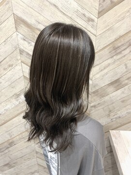 シュガーイシノマキ(SUGAR ishinomaki) 10代20代に人気☆ハイライトカラー