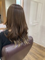 ヘアーメイク バレンタイン(hair make valentine) ベージュのインナーカラー