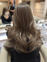 ユニ 表参道(uni)&nbsp;【YUKI】ヨシンモリベージュカラー