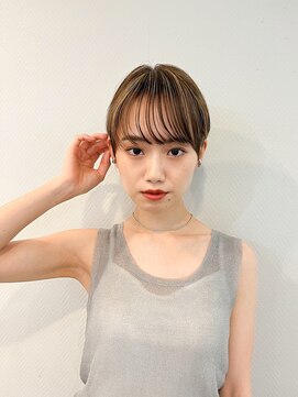 メモリーズ 銀座(Memories) 耳掛けショート/ハイライトショート/美人ショート