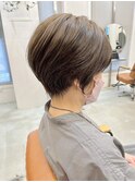 脱白髪染めショートボブ×白髪ぼかしハイライト