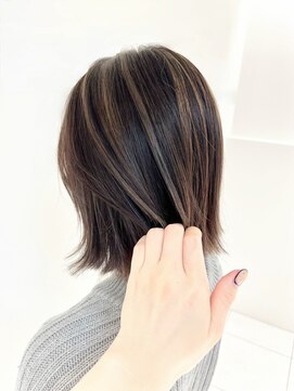 エレノア 立川北口(Eleanor) ハイライトカラー×タッセルボブ