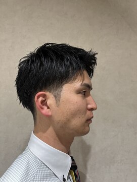 ヨシザワインク プレミアム 横浜 桜木町店(YOSHIZAWA Inc. PREMIUM) 黒髪ツーブロックアップバングショートレイヤー