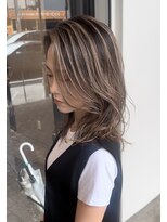 ルーツ(Roots)&nbsp;☆ハイライトカラー×レイヤーカット×髪質改善トリートメント☆