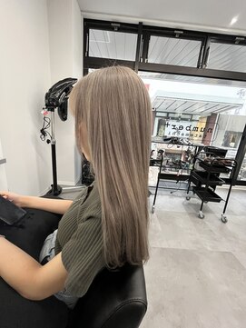 ナンバー 竪町(number+) 透明感抜群♪20代30代ダブルカラーブリーチグレージュアッシュ