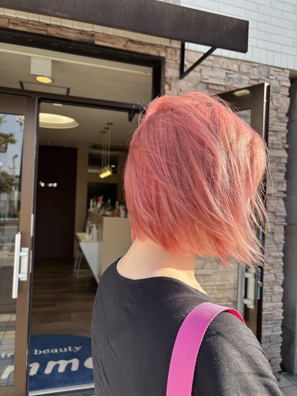 2026年夏】サーモンピンクの髪型・ヘアアレンジ｜人気順