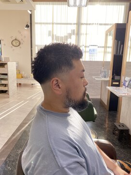 ダーチャ(Datsche) スキンフェード