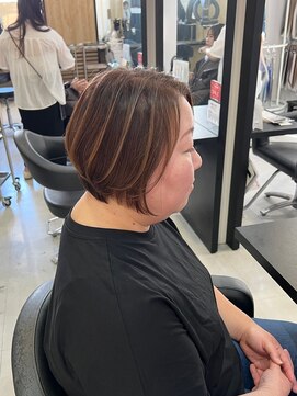 ハウオリ(Hau'oli) 白髪ぼかし/白髪ぼかしハイライト/脱白髪染め/白髪染め/透明感