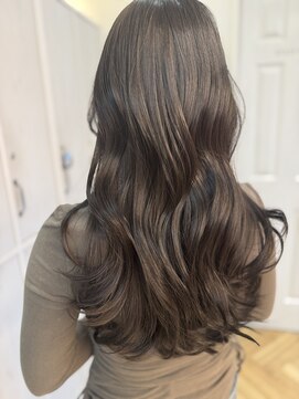 ジーナ 札幌(Zina) ダークグレージュ