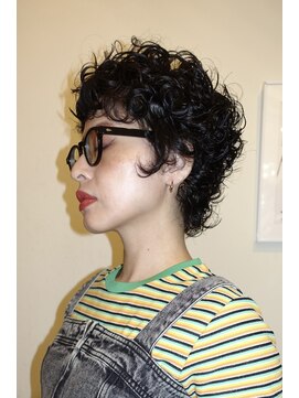 ビュートリアム 福岡(BEAUTRIUM) カーリーウルフ