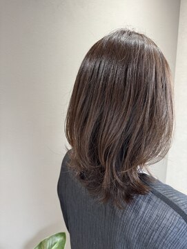 ナゴ(nago.) 動きのあるくびれレイヤー