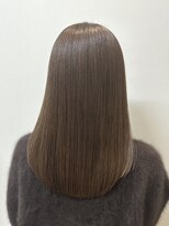 トゥーリ 藤崎店(tuuli)&nbsp;セミロング×髪質改善縮毛矯正×ベージュ×細毛×30代40代×藤崎