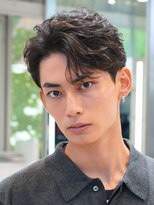 フィフス 原宿(fifth)&nbsp;原宿ゆるめツイストスパイラルパーマメンズカットセンターパート