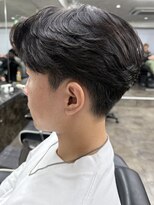 ニコ トウキョウ ロジック(nico TOKYO Logic)&nbsp;メンズセンターパートニュアンスパーマフェザーパーマ