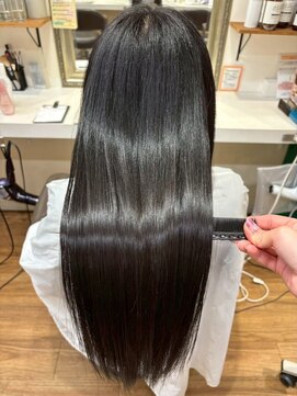 キャパ(CAPA) 髪質改善×透明感ブラウンストレート(茅ヶ崎/20代/韓国ヘア)