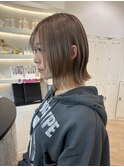 ミルクティーベージュ