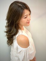 ダマーニ 表参道(DAMANI)&nbsp;イメチェンに！分け方で表情が変わる！伸びてもなじむハイライト