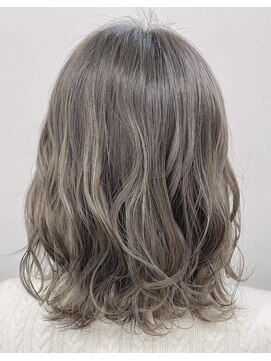 ユッカ エハ 豊中(YUCCA eha) 【eha Kimika】シアーホワイトベージュ