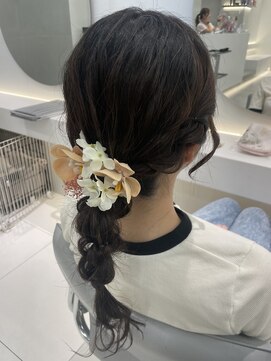 アールプラスヘアサロン(ar+ hair salon) 編みおろし