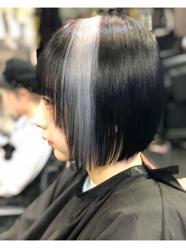 トーキョー オタクヘアー(TOKYO OTAKU HAIR) ワンポイントボブ