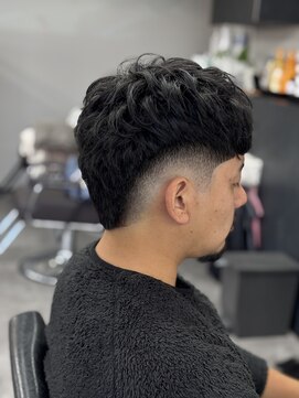 ヘアーラボ 樟葉(Hair Labo) Burst fade スキンフェード 枚方 樟葉