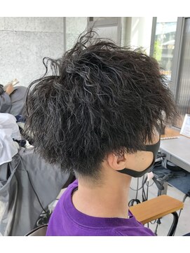 ストゥー(StueW.) ツイストスパイラル2/メンズカット/波巻きパーマ/ツイスト/眉毛