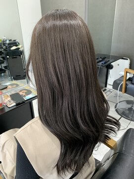 ディティール(Detail) メンテナンスカット×地毛風グレージュ