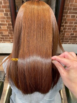 ルーツ(Roots)の写真/髪のダメージを最小限に抑えたナチュラルな仕上がりに♪クセや広がりが気になる方は一度お試しください。