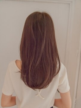 ヘアアンドリラクゼーション シャッセ(Hair&Relaxation SASE) セミロングレイヤー