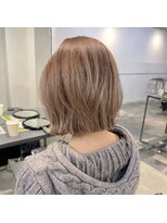 フォト 新宿(foto) ダブルカラー ブリーチありベージュレイヤーボブ 新宿