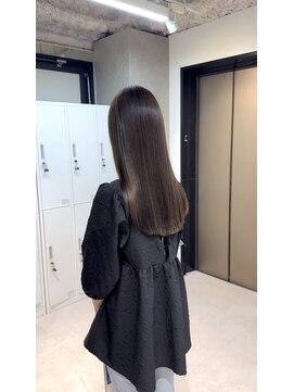 シェノン 梅田(CHAINON) イメチェン/ピンクベージュ/アンブレラカラー/前髪/梅田