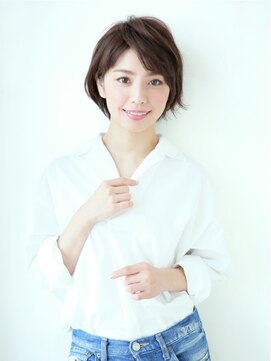 フミ(Fumi) 上品オーラ漂う大人のショート