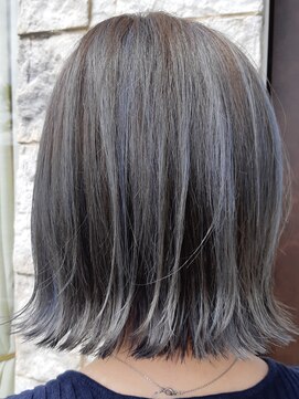 アンジュ グリーンパーク店(ange) たっぷりハイライトアッシュグレー